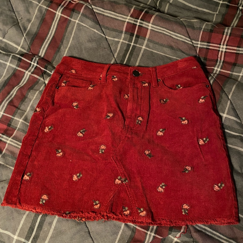 cute red skirt w roses on it